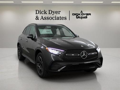 2025 Mercedes-Benz GLC 300 Base