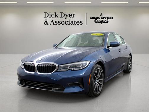 2021 BMW 330 i xDrive