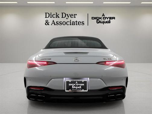 2022 Mercedes-Benz AMG SL 63 Base