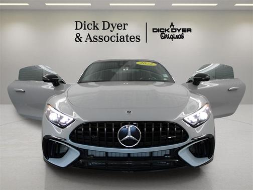 2022 Mercedes-Benz AMG SL 63 Base