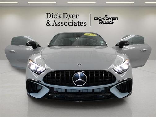 2022 Mercedes-Benz AMG SL 63 Base