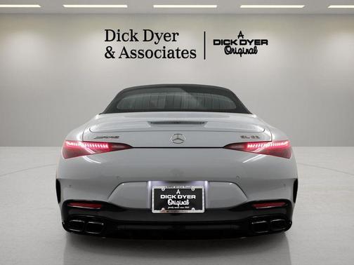 2022 Mercedes-Benz AMG SL 63 Base