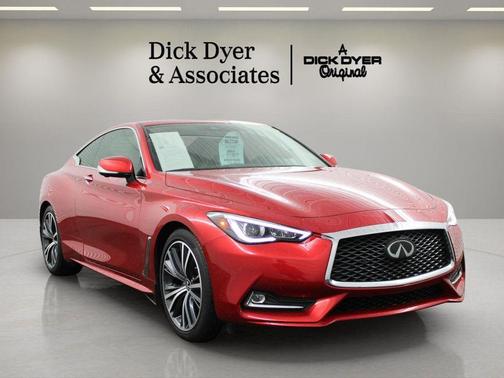 2022 INFINITI Q60 LUXE