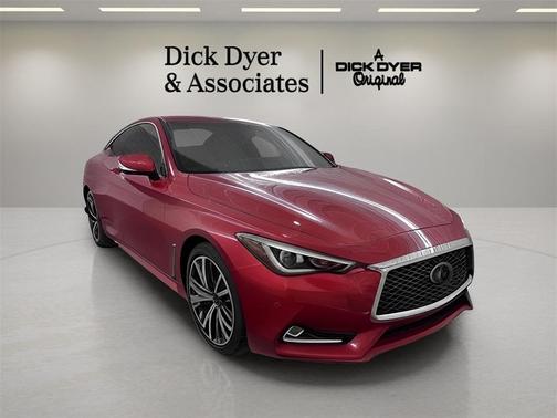 2022 INFINITI Q60 LUXE