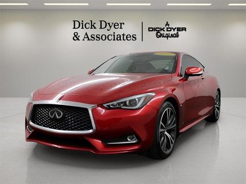 2022 INFINITI Q60 LUXE