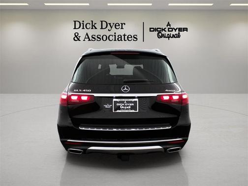 2025 Mercedes-Benz GLS 450 4MATIC