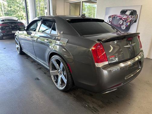 2019 Chrysler 300 Touring