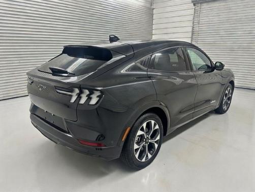 2022 Ford Mustang Mach-E Premium