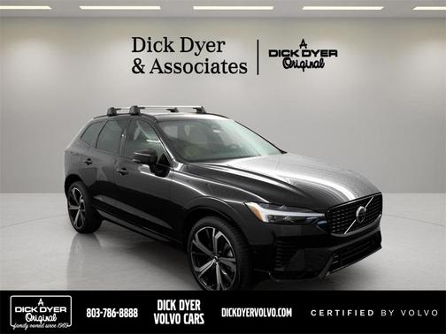2024 Volvo XC60 Recharge Plug-In Hybrid T8 Ultimate Dark Theme