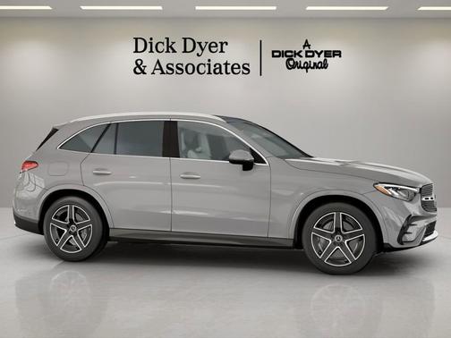MANUFAKTUR Alpine Grey 2026 Mercedes-Benz GLC 300 Base