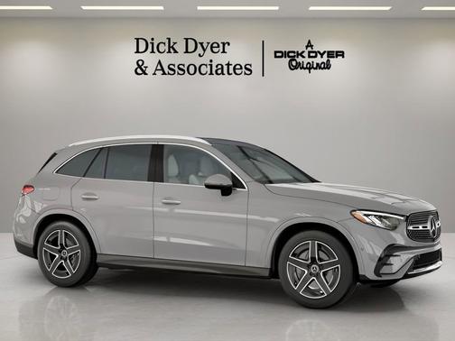 MANUFAKTUR Alpine Grey 2026 Mercedes-Benz GLC 300 Base