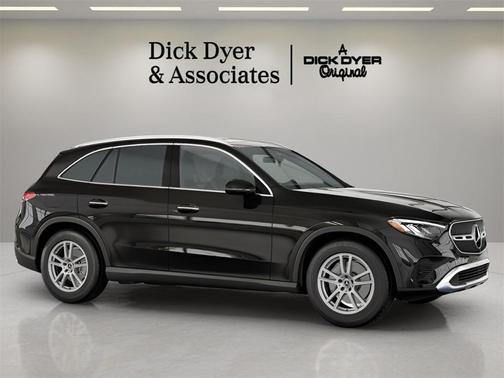 2025 Mercedes-Benz GLC 300 Base