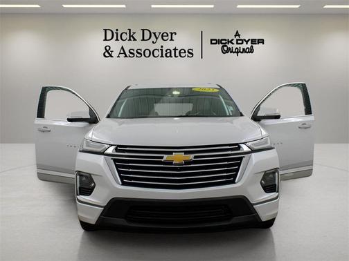 2023 Chevrolet Traverse Premier