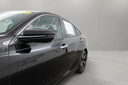 2017 Honda Civic Touring