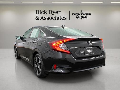 2017 Honda Civic Touring