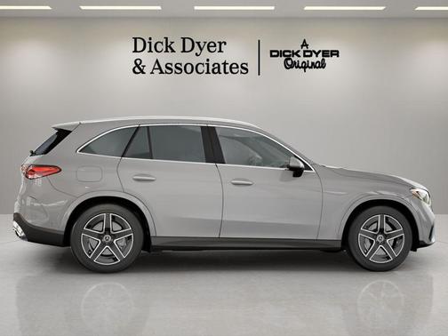 Alpine 2026 Mercedes-Benz GLC 300 Base