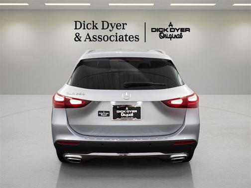 2025 Mercedes-Benz GLA 250 Base