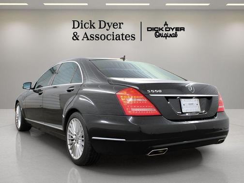2010 Mercedes-Benz S-Class S 550