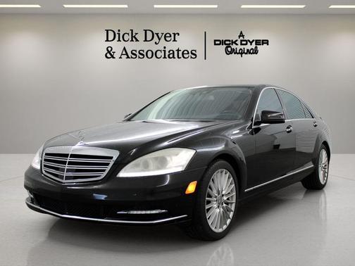 2010 Mercedes-Benz S-Class S 550