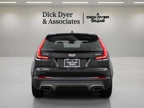 Black Metallic 2019 Cadillac XT4 Premium Luxury