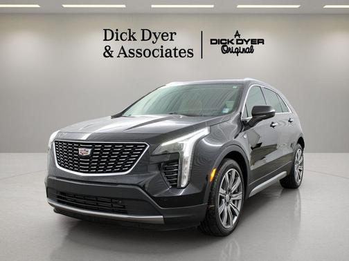 Black Metallic 2019 Cadillac XT4 Premium Luxury