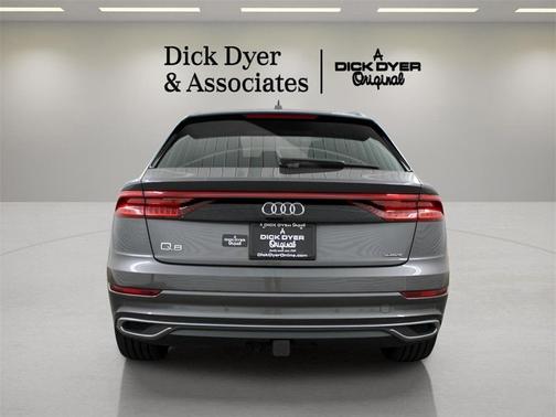 2023 Audi Q8 55 Premium Plus