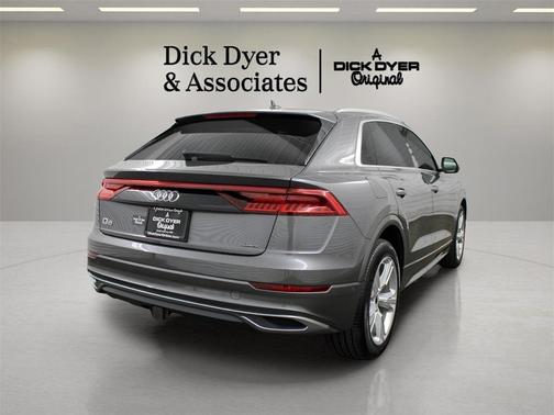 2023 Audi Q8 55 Premium Plus