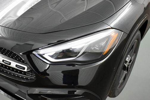 2025 Mercedes-Benz GLA 250 Base