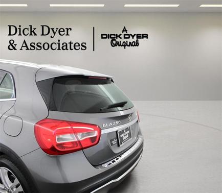 2020 Mercedes-Benz GLA 250 Base 4MATIC