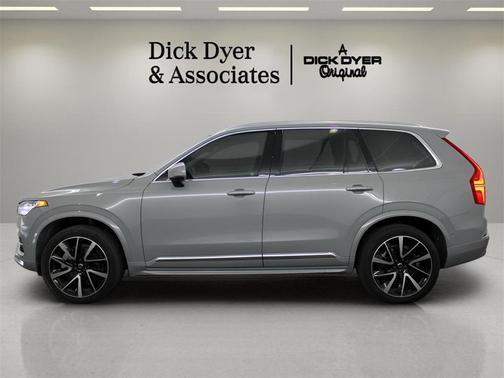 2025 Volvo XC90 B5 Plus