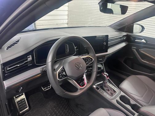 2025 Volkswagen Jetta GLI 2.0T Autobahn