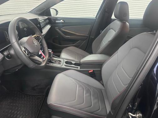 2025 Volkswagen Jetta GLI 2.0T Autobahn