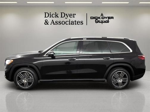 2024 Mercedes-Benz GLS 450 4MATIC