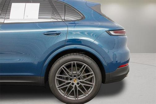 2024 Porsche Cayenne Base