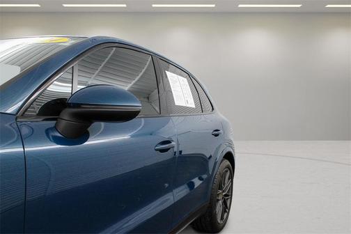 2024 Porsche Cayenne Base
