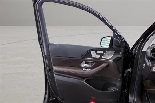 2023 Mercedes-Benz GLS 450 4MATIC