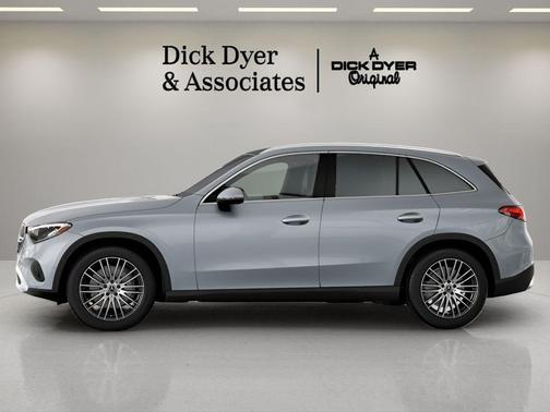 2025 Mercedes-Benz GLC 300 Base 4MATIC