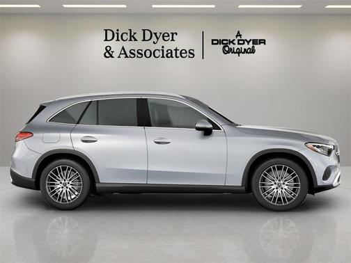 2025 Mercedes-Benz GLC 300 Base 4MATIC