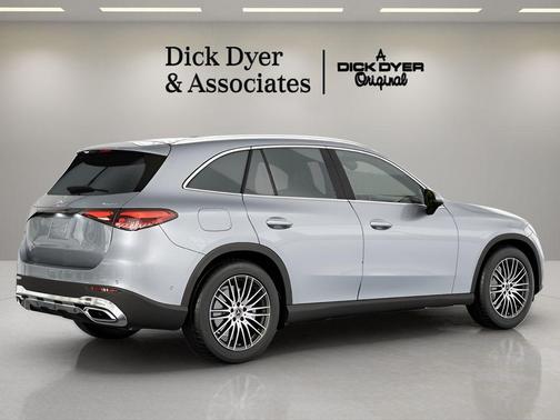 2025 Mercedes-Benz GLC 300 Base 4MATIC