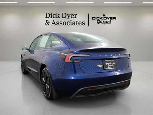 2025 Tesla Model 3 Long Range