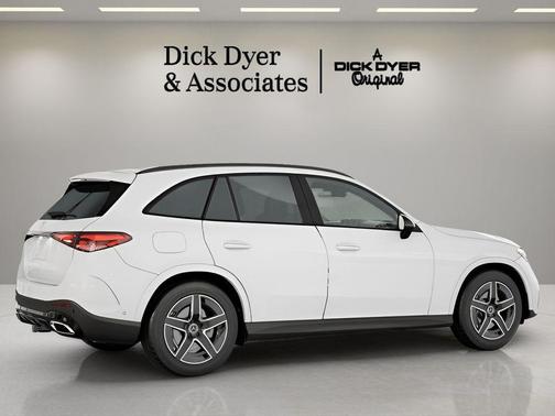 2025 Mercedes-Benz GLC 300 Base