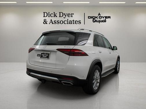 2025 Mercedes-Benz GLE 450e 4MATIC