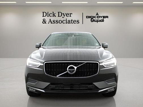 2019 Volvo XC60 T5 Momentum