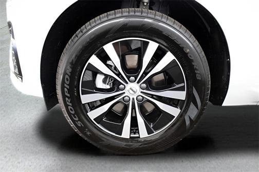 2025 Volvo XC60 B5 Core