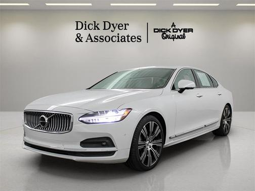 2022 Volvo S90 B6 Inscription
