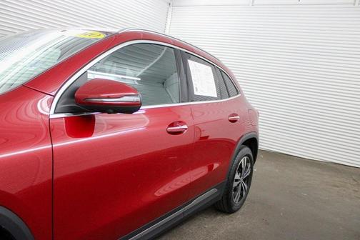 2025 Mercedes-Benz GLA 250 Base