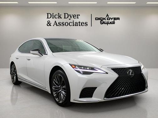 2023 Lexus LS 500 Base