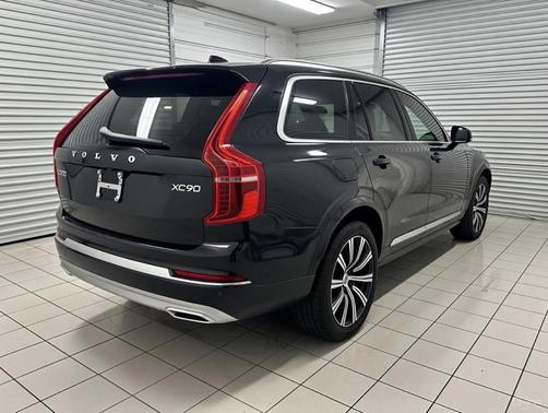 2023 Volvo XC90 B6 Plus 7-Seater