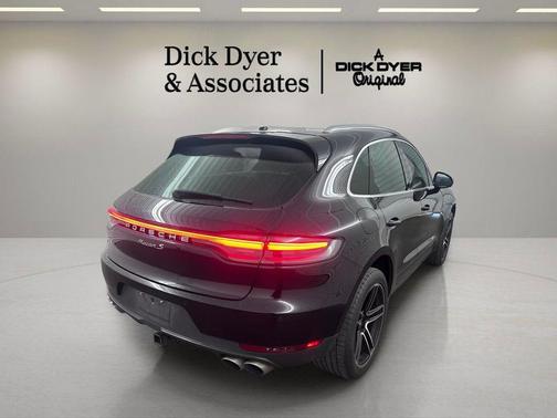 2021 Porsche Macan S