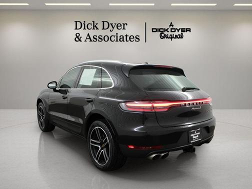 2021 Porsche Macan S